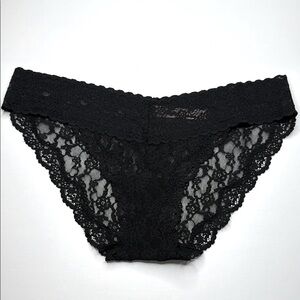 VICTORIA’S SECRET Black Lace Cheekini Bikini Panties
